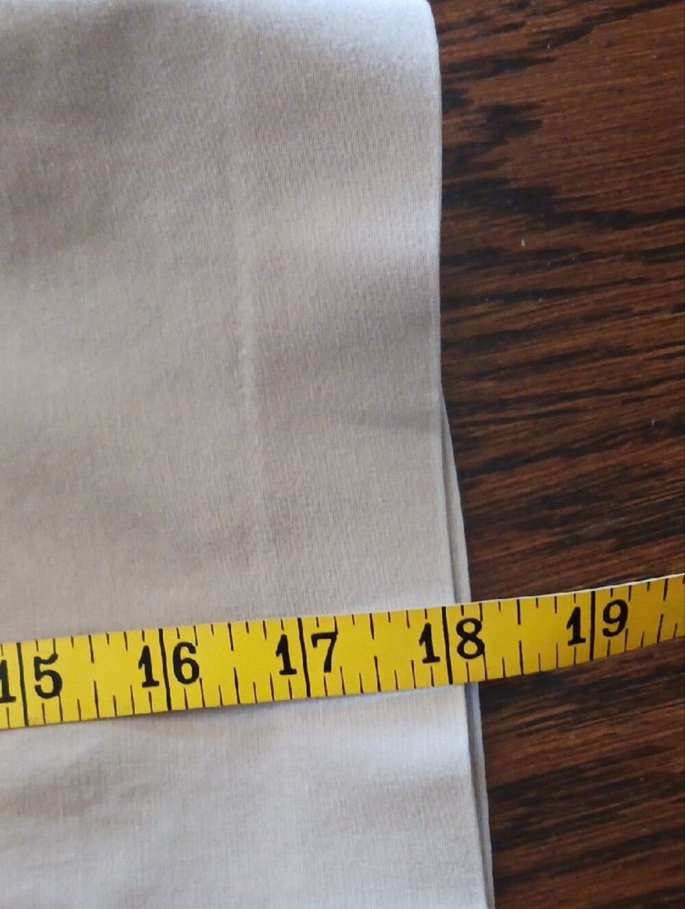 Apt. 9 Women's Khaki Bermuda Shorts - Picture 14 of 16